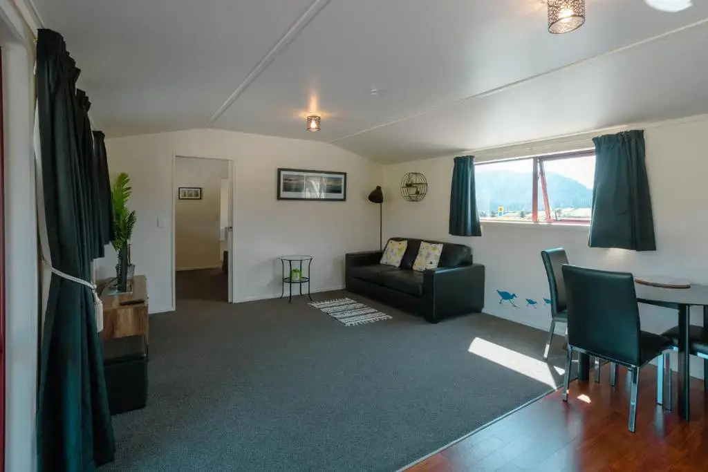 Te Awa Cottages