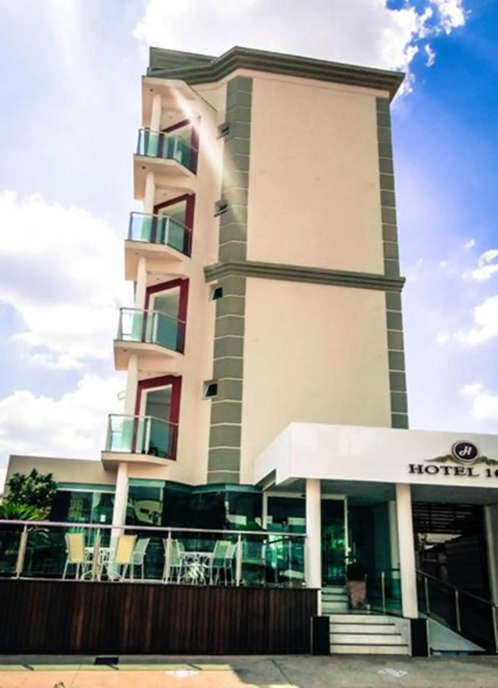 Hotel 1000