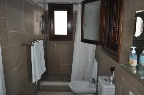 Poli Home