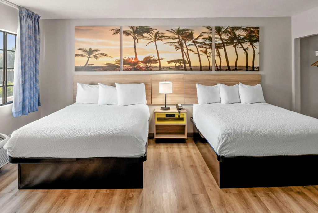 Days Inn & Suites by Wyndham Artesia