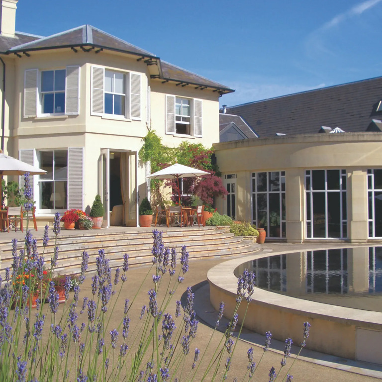 The Vineyard Hotel