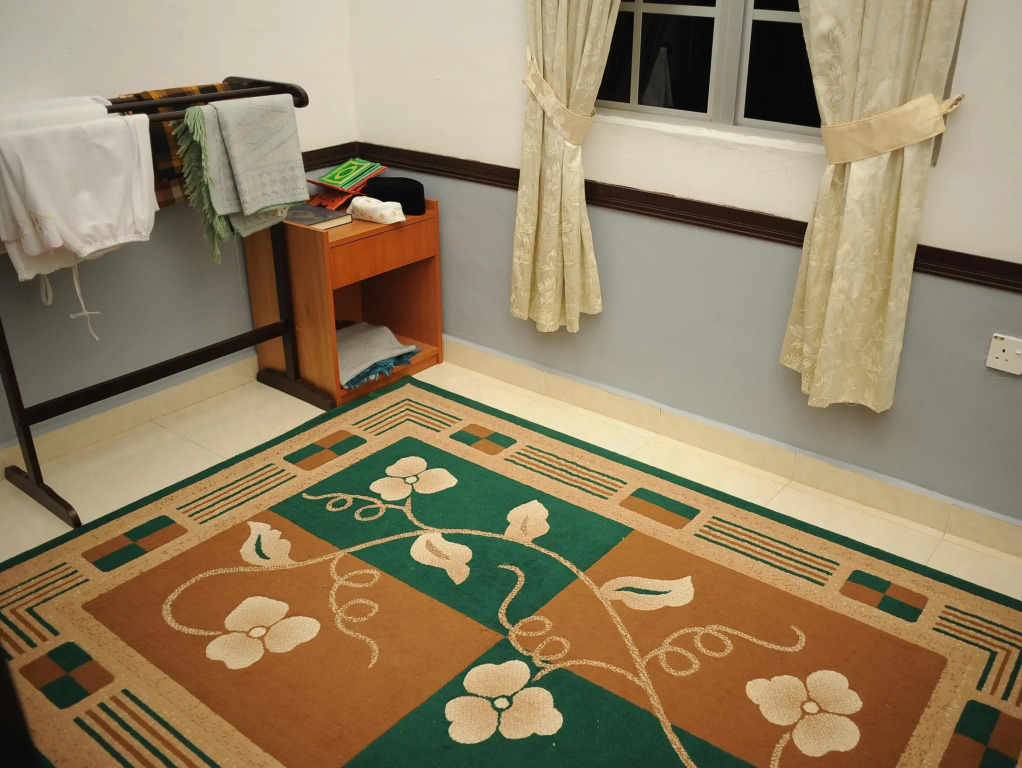 ANGGERIK IMPIAN HOTEL -Best for Travellers at Kuala Berang