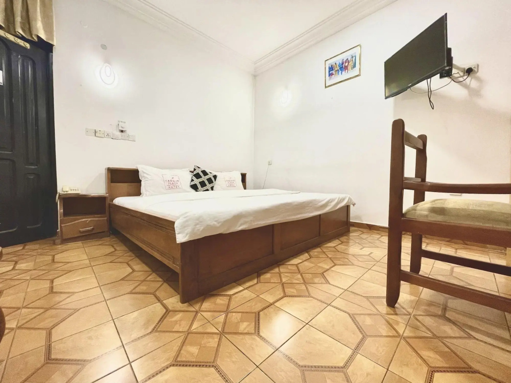 Crown Premier Hotel