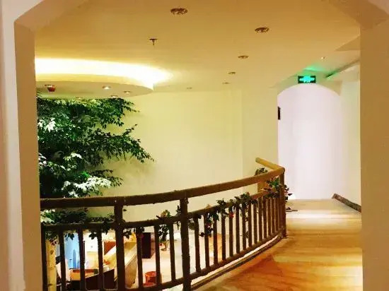 Bozhou Homestay (Xitianmiao Qilou Old Street Branch)