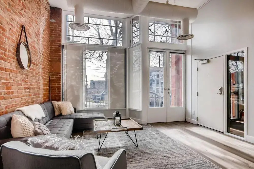 Industrial Design Flat Historic Loft Heart of Lohi