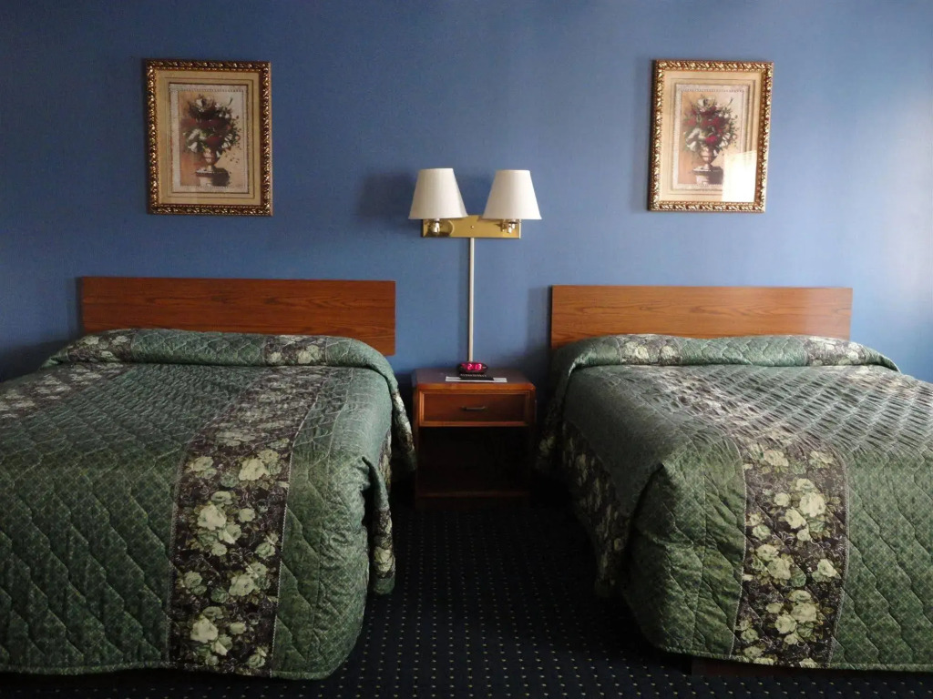 Sands Motel