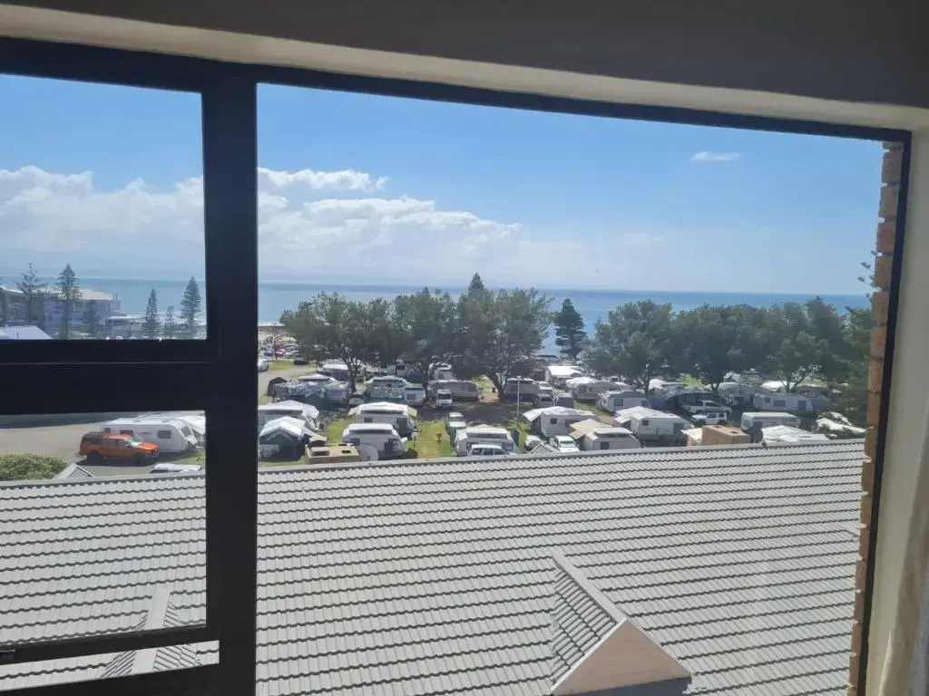 Point Terrace 18