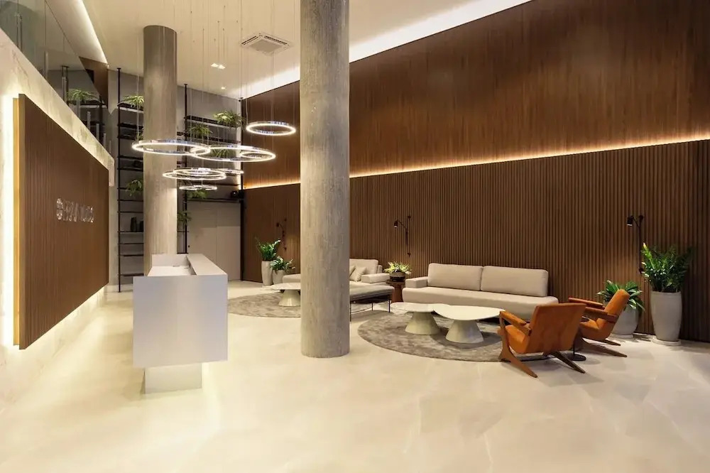 Luxury Stay Steps from Praia Brava