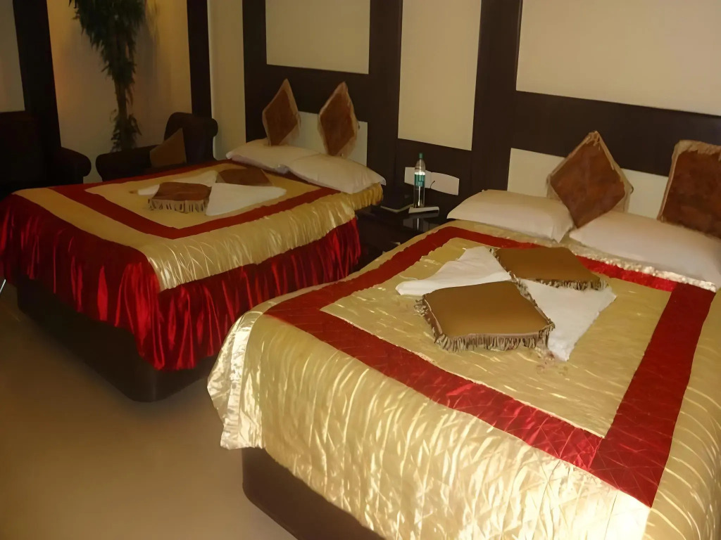 Capital O 12811 Hotel Sree Murugan