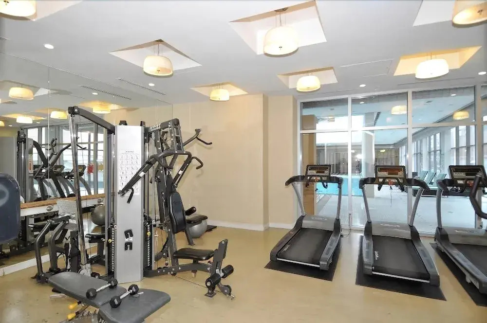 Stunning 1BR Condo Downtown Location