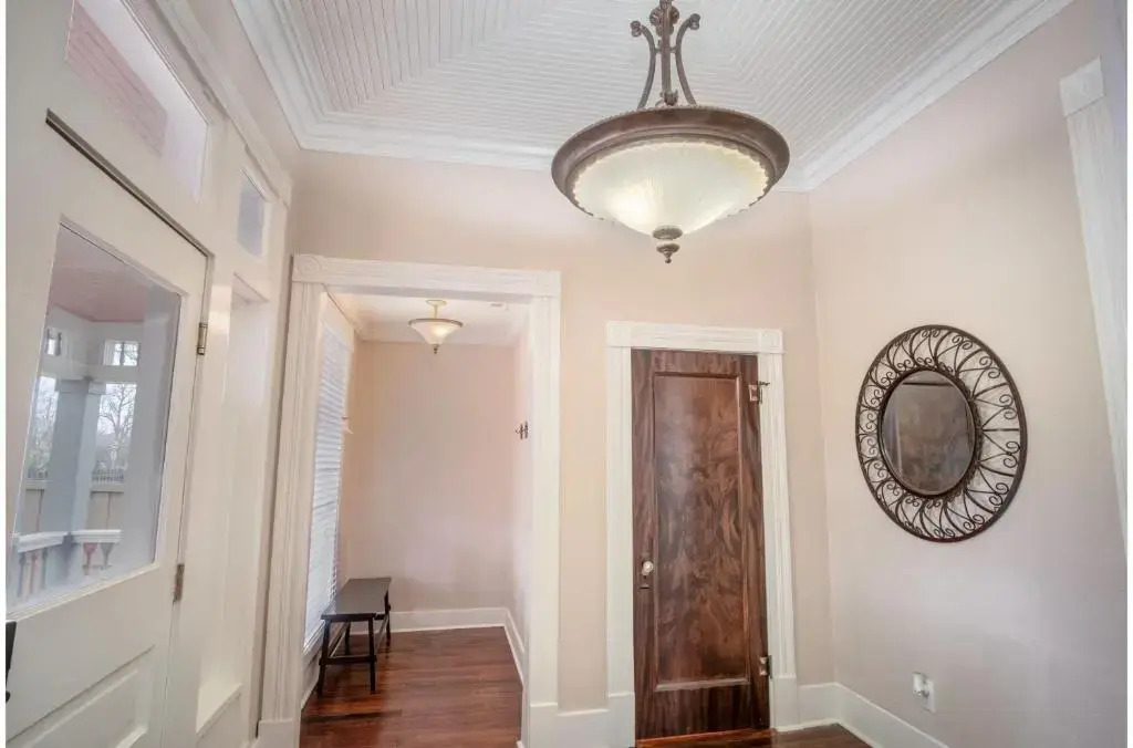 Beautiful Craftmans  4BR/2,5BA Home Near Downtown