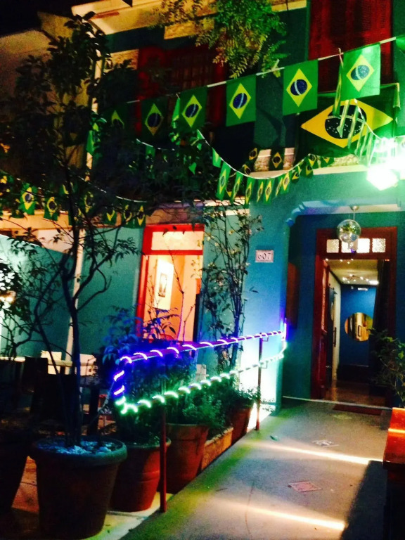 Hostel California Cafe Bar