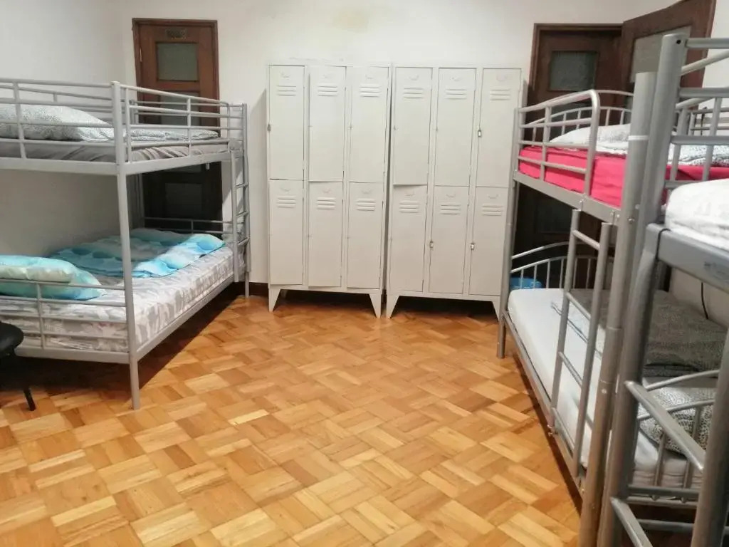 ICOSIUM Hostel