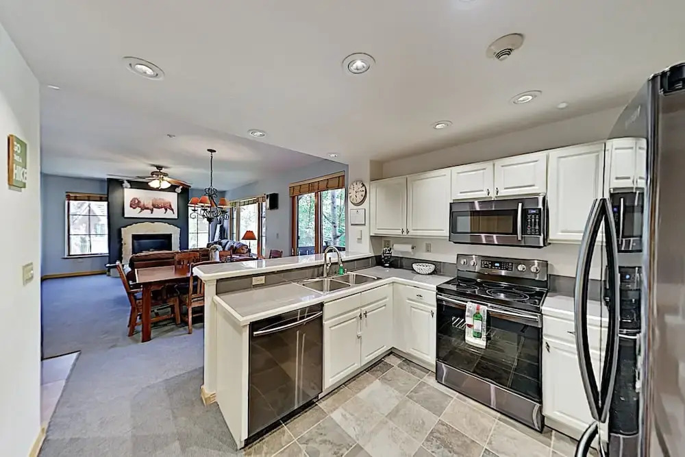 74cresrd 2 Bedroom Condo