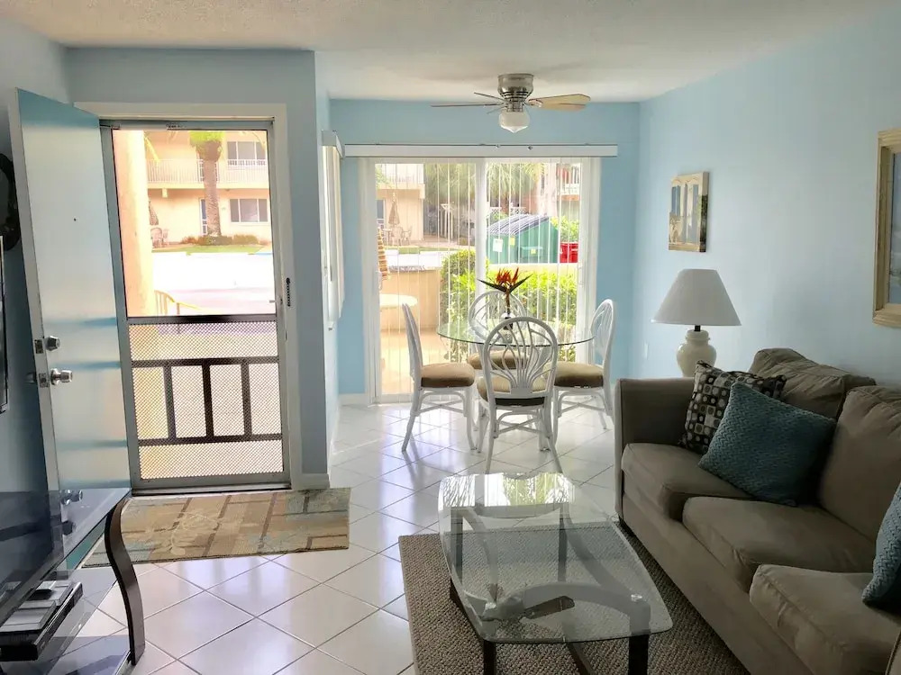 Siesta Beach House #312 2 Bedrooms 2 Bathrooms Apts