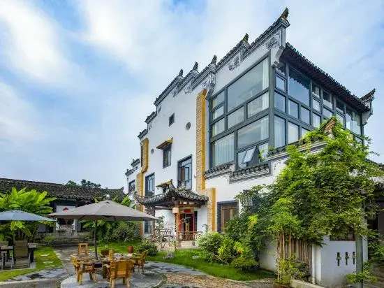 East Garden Boutique Hotel