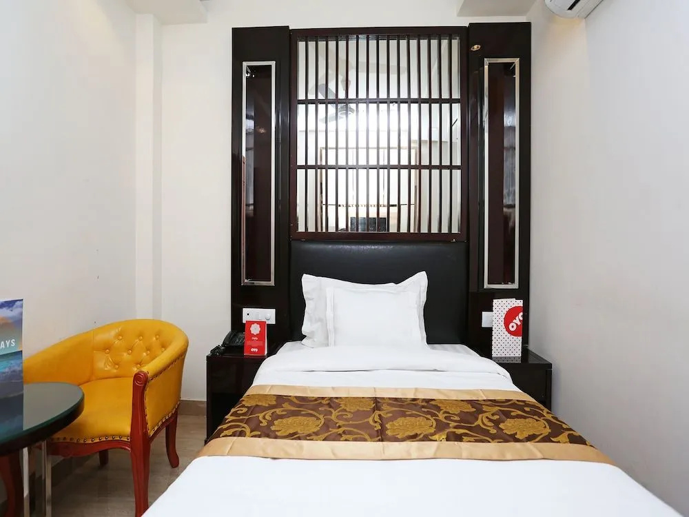 OYO 15384 Hotel New anand palace