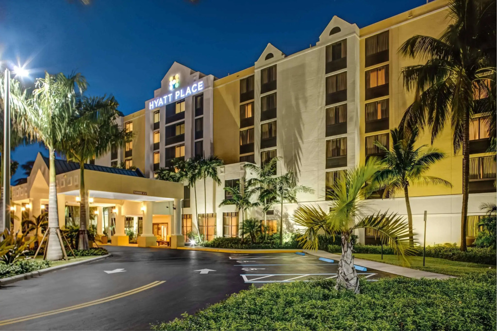 Hyatt Place Fort Lauderdale Cruise Port & Convention Center - Newly Renovated