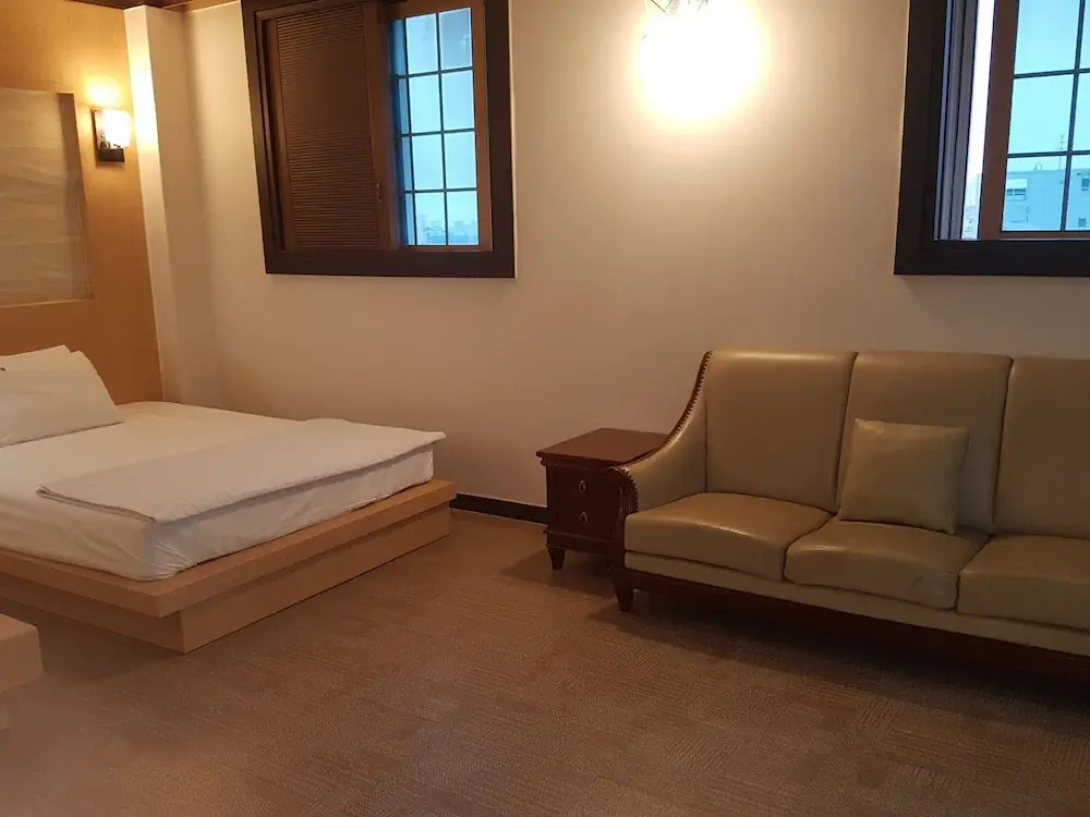 Daegu Hilltop Hotel