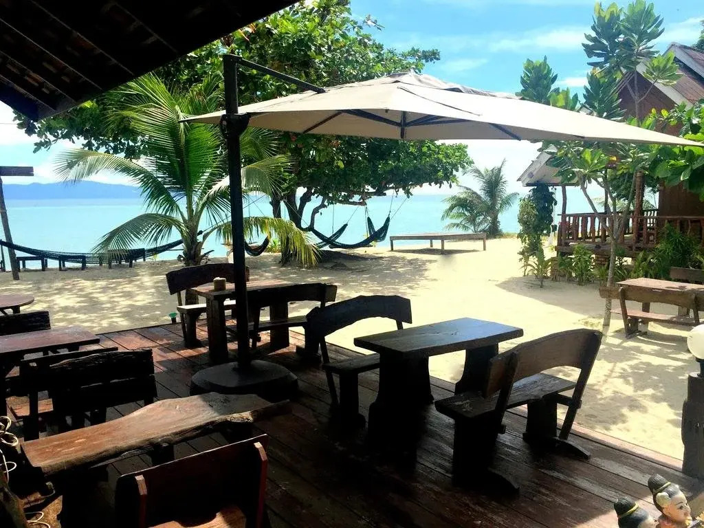 V-View Beach Resort