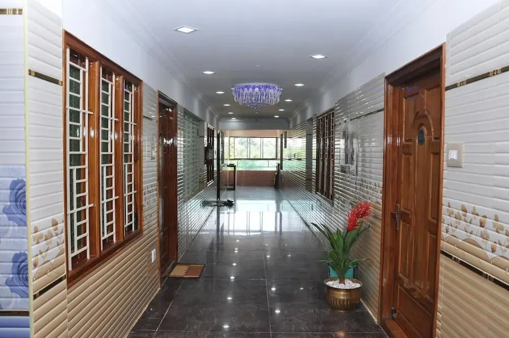 Hotel Green Palace