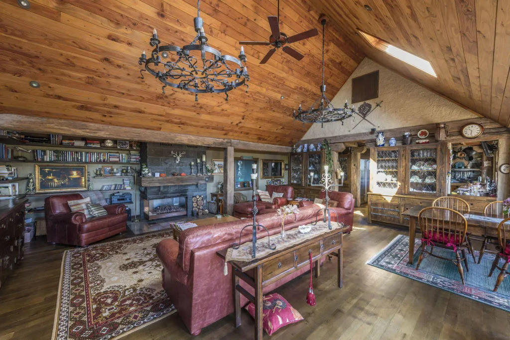 Matua Lodge