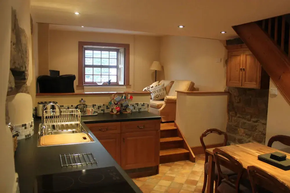 The Manifold Inn Hotel