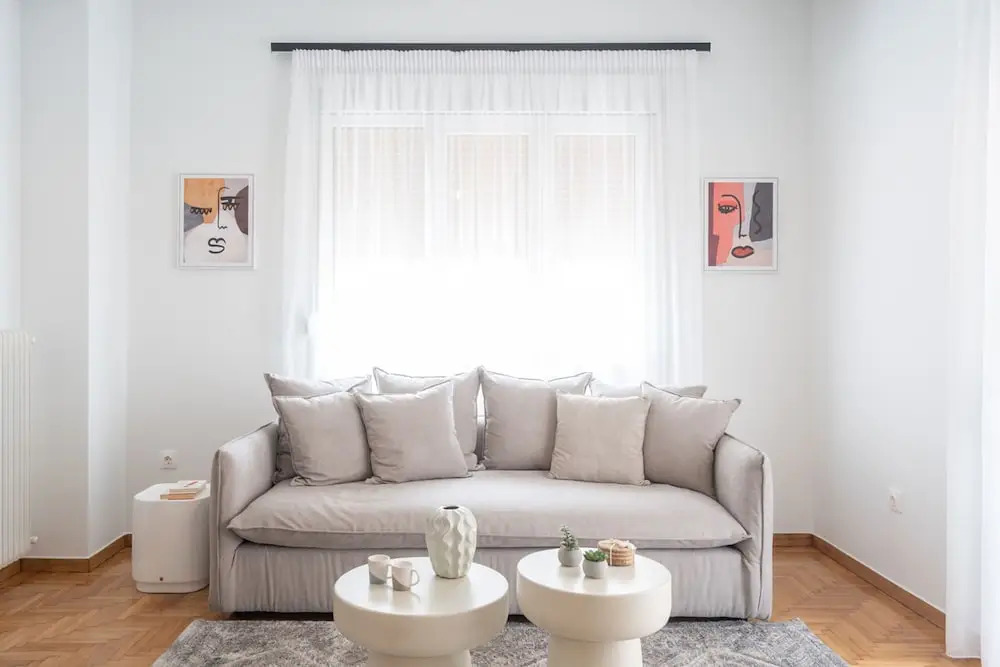 LIV - Premium Pagrati Apartment With View