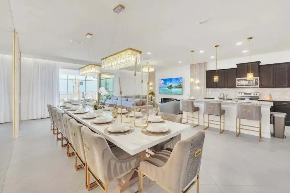 10 BED - 8 BATH Villa Gamesroom & Pool 16284Saint villa