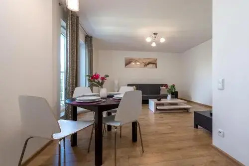 P&O Apartments Wola Tarasy