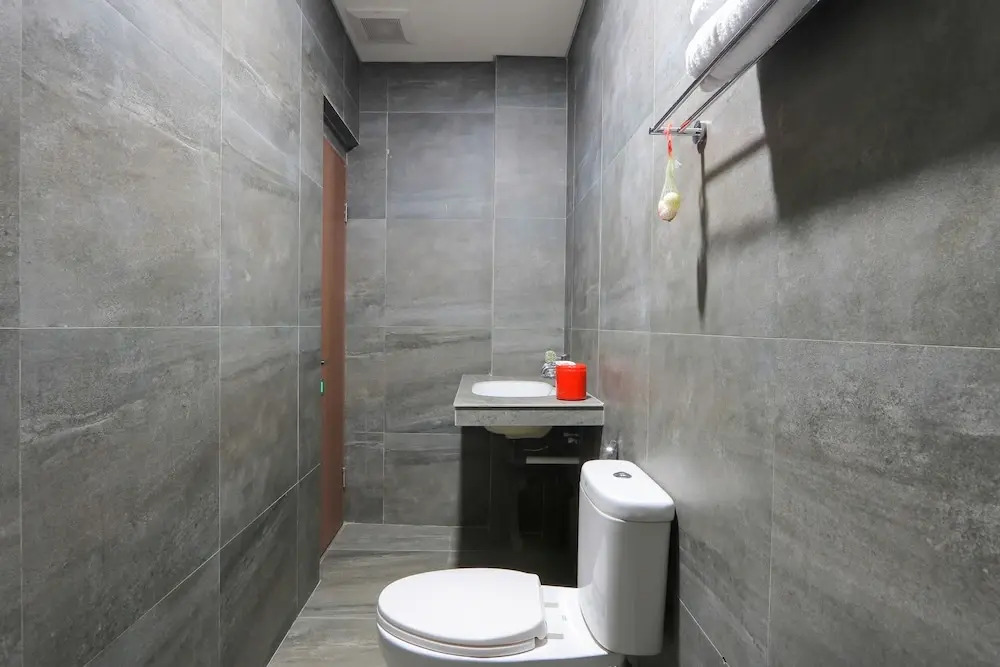 Albanis Family Residence by OYO Rooms