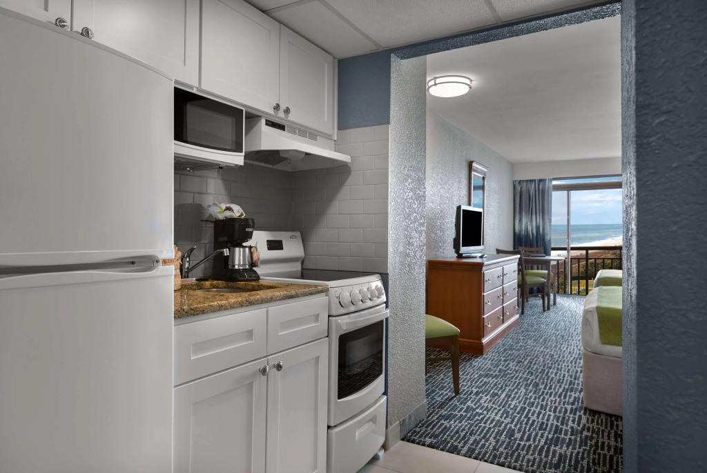Dayton House Resort - BW Signature Collection