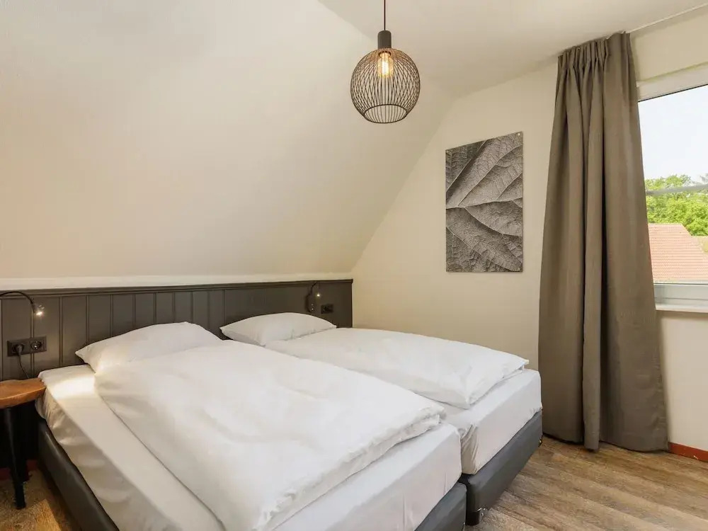 Spacious Stay With Sauna
