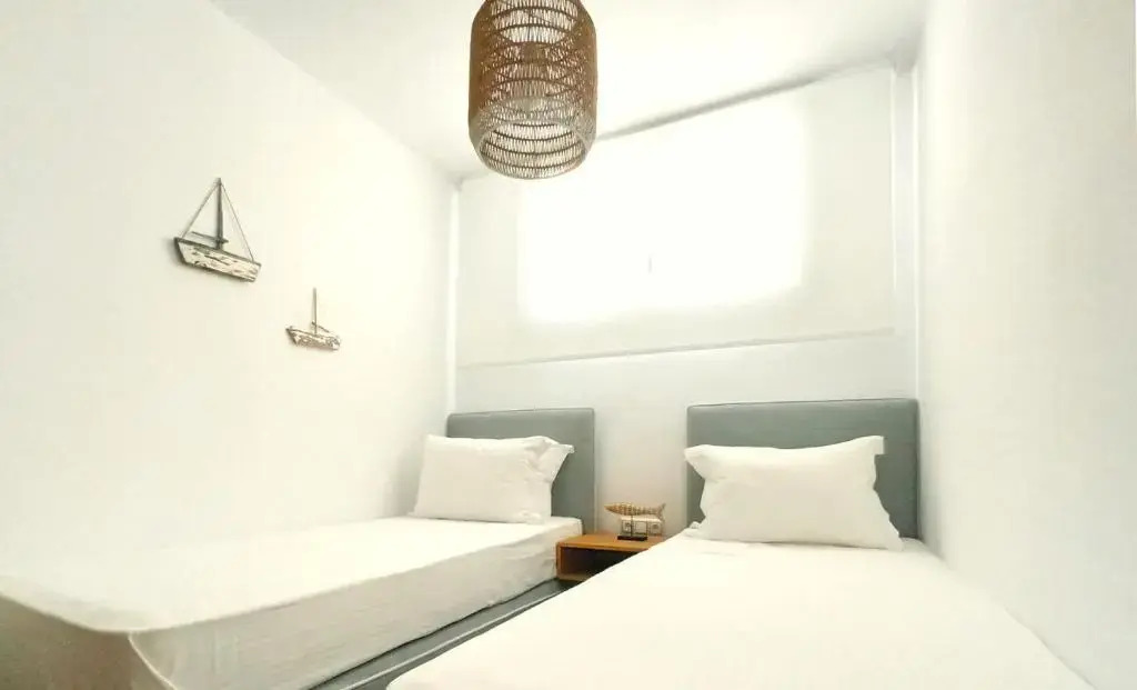 Villa Mila, Agios Prokopios beach, by NaxosVibe