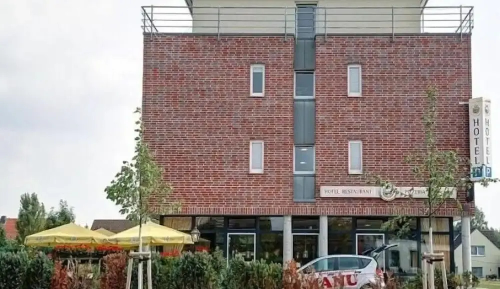 Hotel Manu