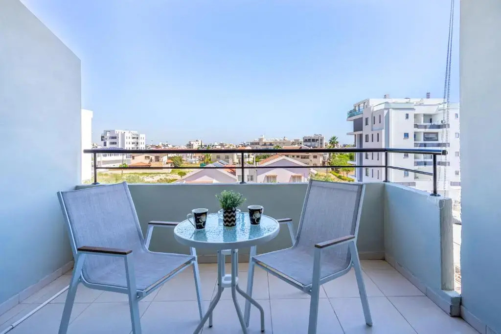 Color Nest 1-Bedroom Apartment in Larnaca