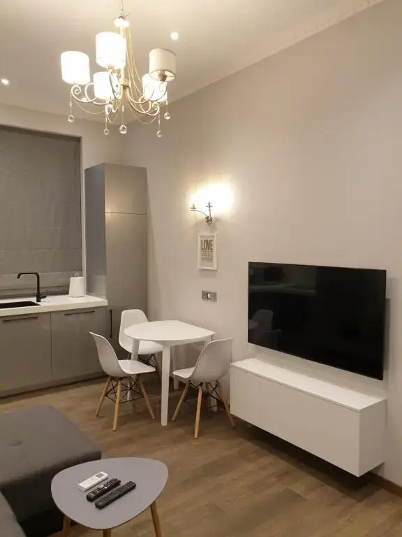 MARBEO 5 Star Luxury Suites - Peldu