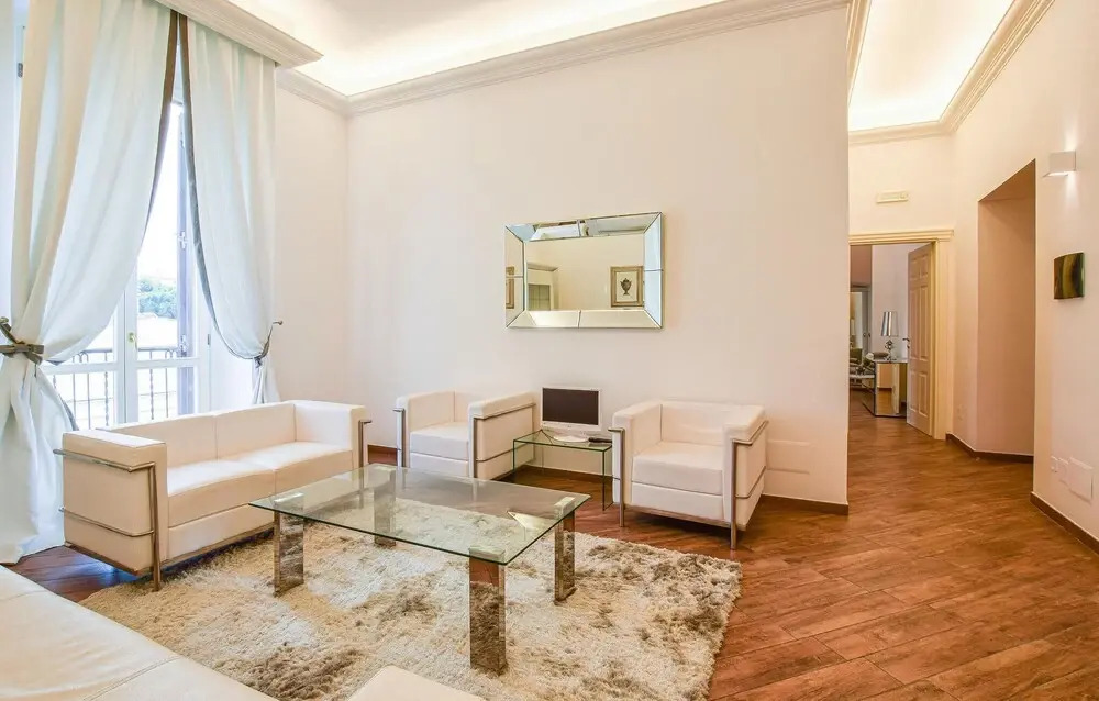 Stunning Apartment in Trani With 2 Bedrooms and Wifi
