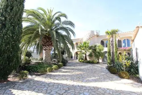 LEON INMO Villa Royal - 10500