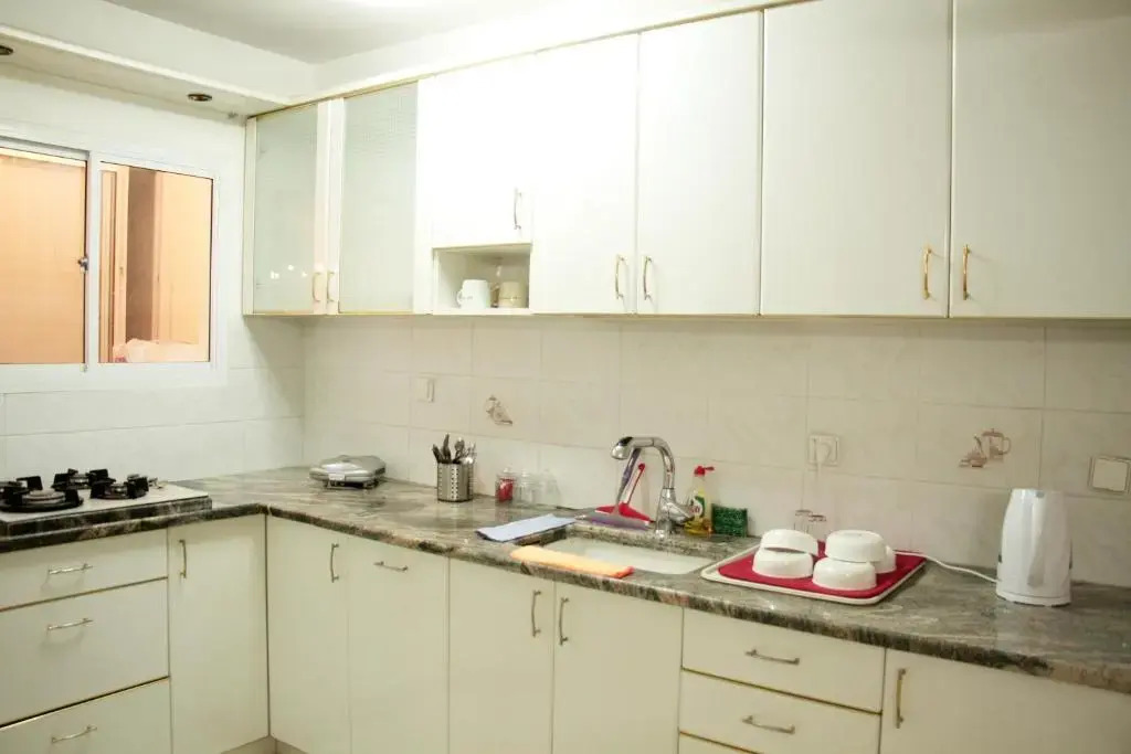 Beautiful 3 Bedroom Apartment