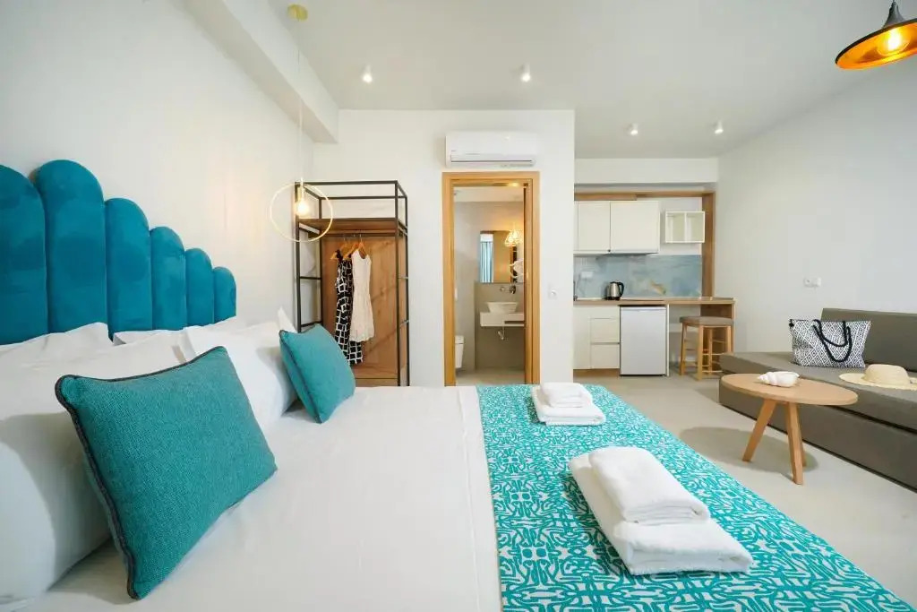 Miracle Suites by Klisma beach