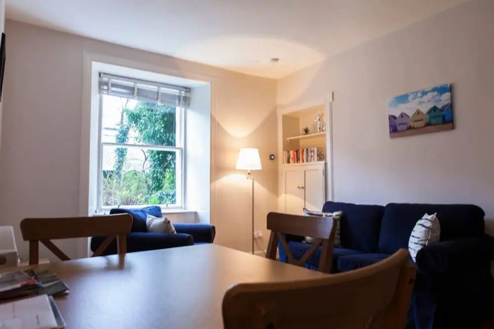 1 Bedroom Apartment Near New Town