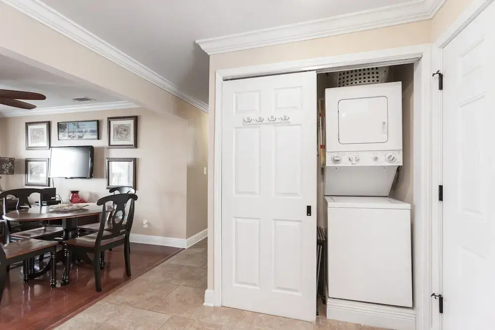 Central Destin Condo Next to Beach by RedAwning