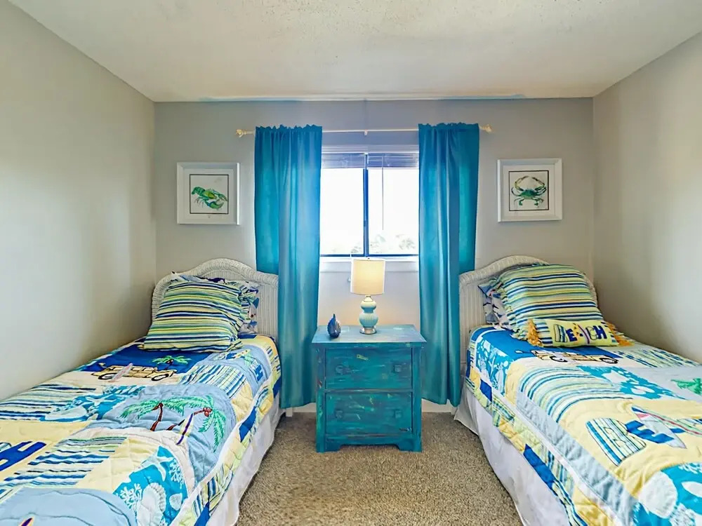 William Hilton #4305 - 2 Br Condo