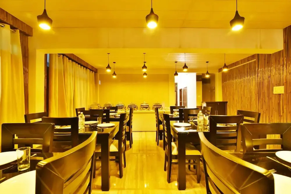 Kapoor Resort