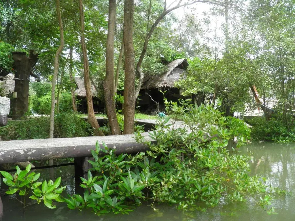 Fishermans Hut , ขนำชาวเลโฮมสเตย์
