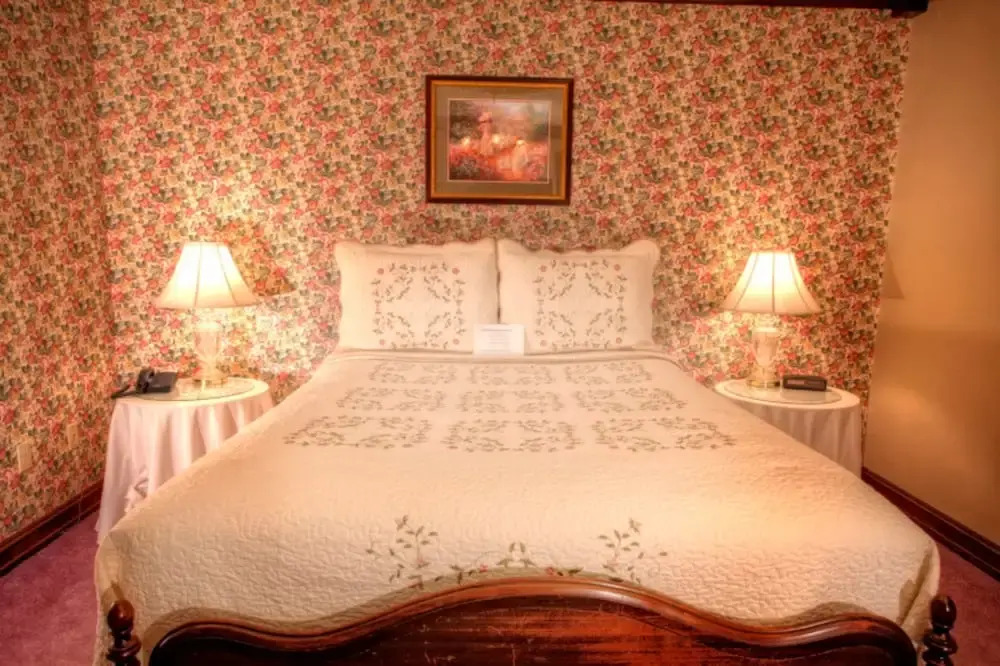 Christopher's Bed & Breakfast