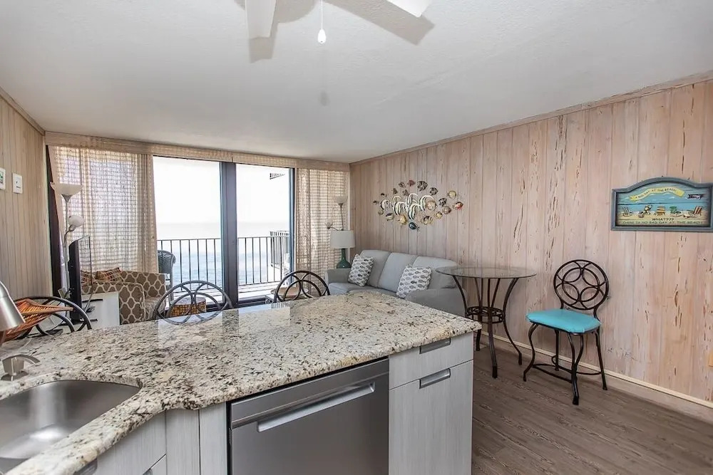 Royal Garden Resort 1406 2 Bedroom Condo by RedAwning