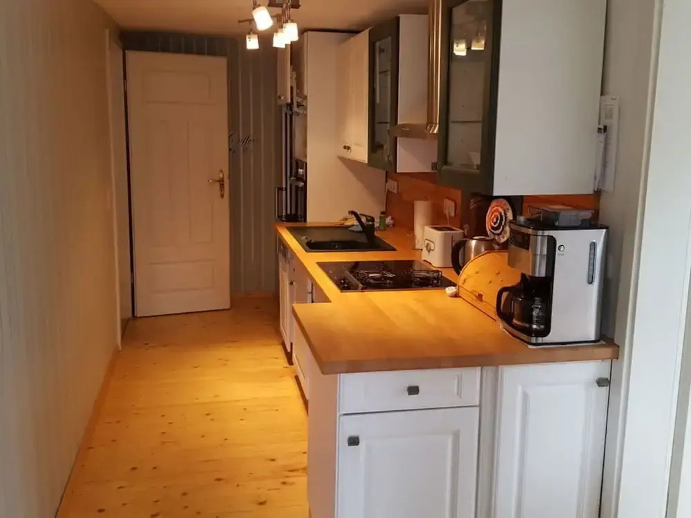 "laura" Comfortable Holiday Residence