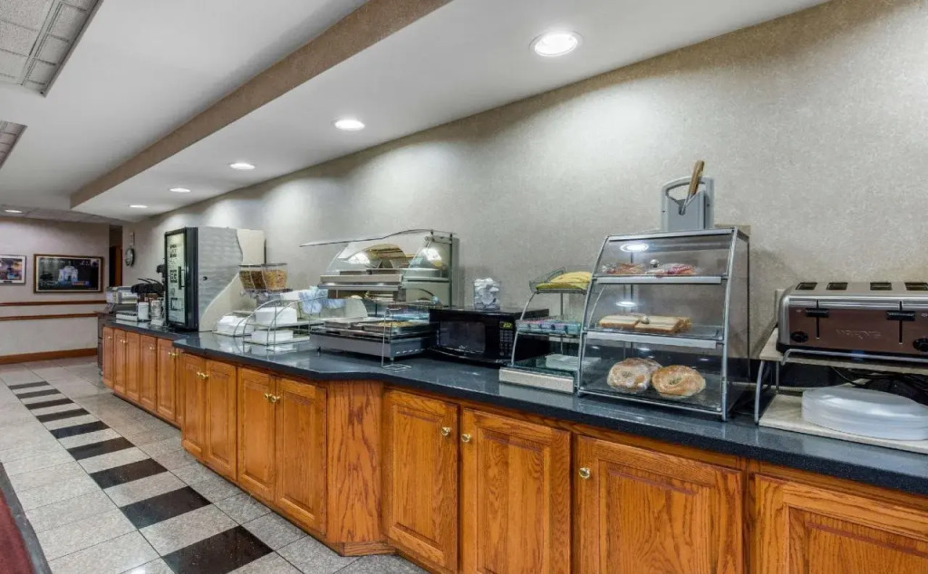Comfort Inn & Suites Decatur-Forsyth